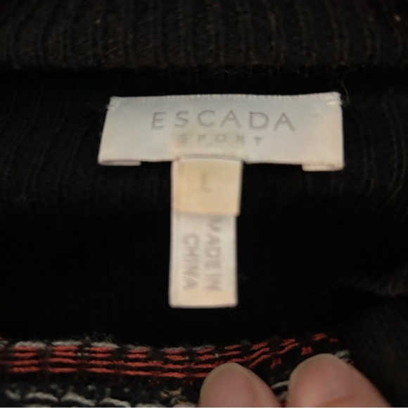 Escada Sport Off-Center Front Zip Cardigan. Size Large. - Picture 3 of 11